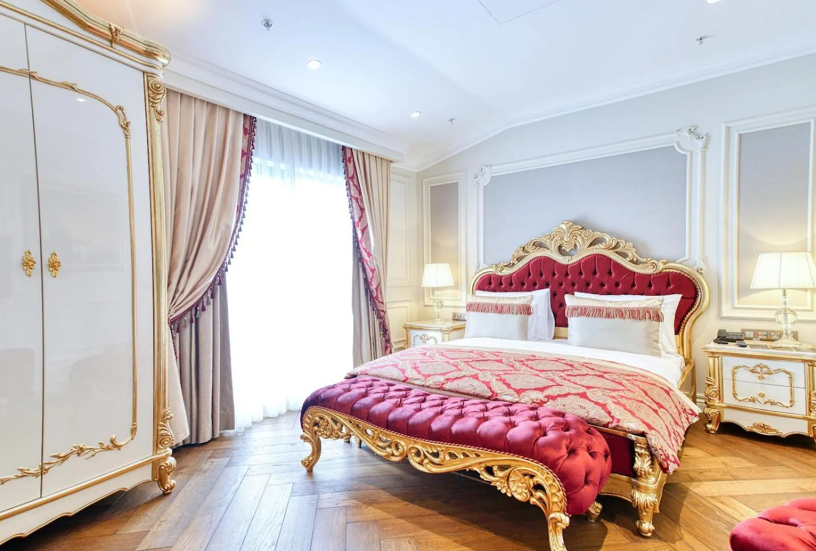 Dekalb Hotel Istanbul