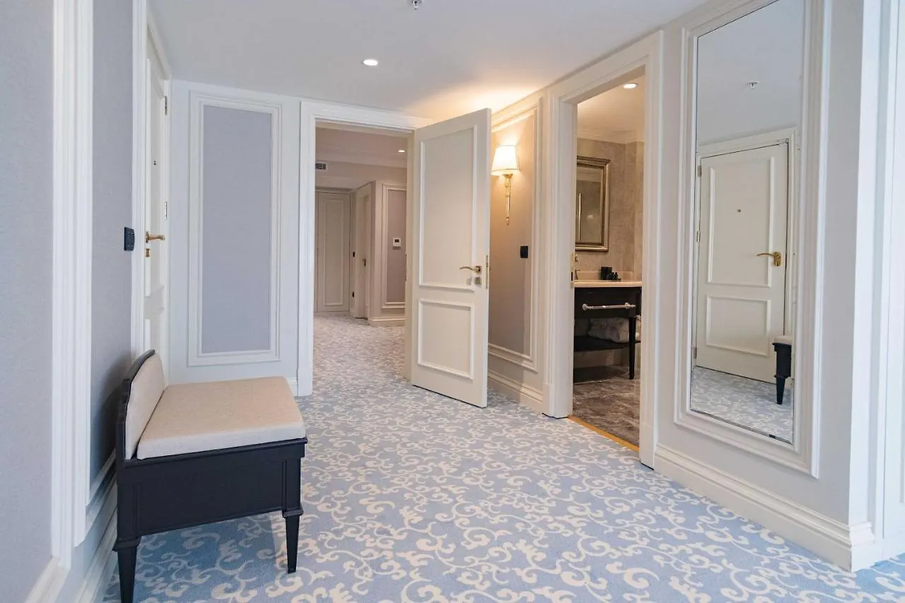Dekalb Hotel Istanbul
