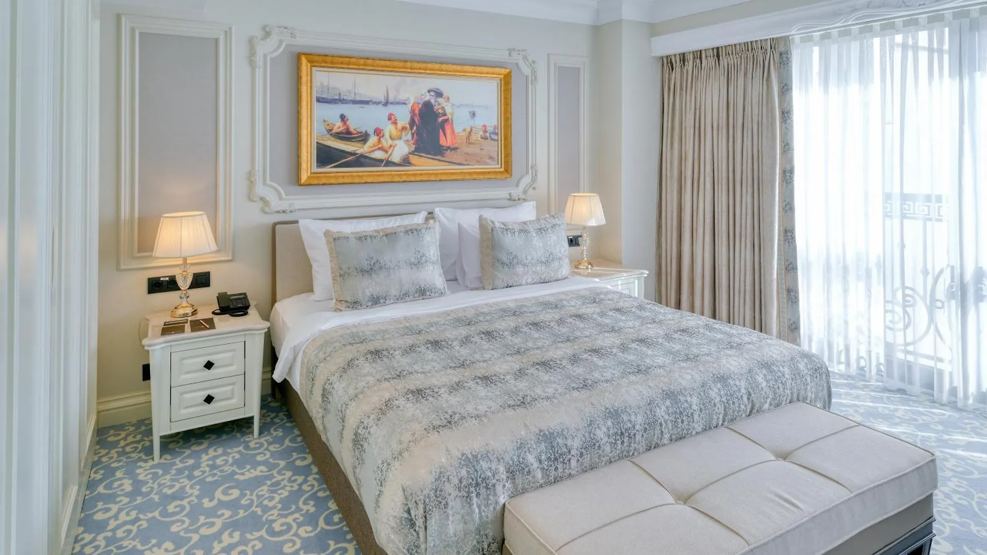 Dekalb Hotel Istanbul
